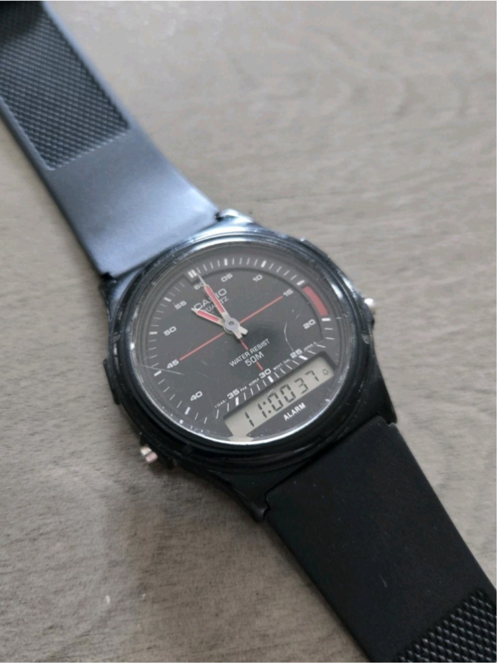 Vintage Casio AQW-5 Men's Digital Ana-digi Watch 1980s Retro